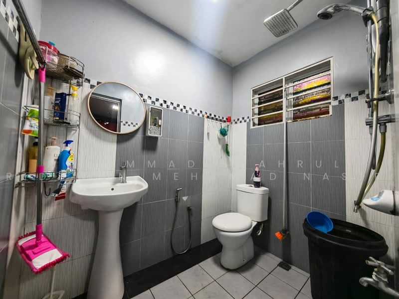 Rumah Teres untuk Dijual di Lembah Keramat (Ulu Kelang) - Muhammad Shahrul Ridhwan Mehamad Nasir - Bathroom - PropertyGuru.com.my
