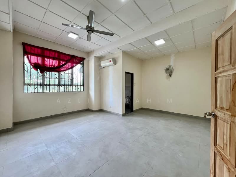 2-storey Terraced House for Sale in Hulu Langat (Selangor) - Azli Ibrahim - Interior - PropertyGuru.com.my
