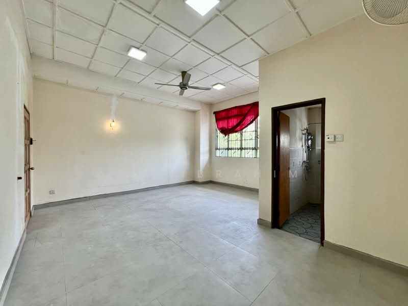 2-storey Terraced House for Sale in Hulu Langat (Selangor) - Azli Ibrahim - Interior - PropertyGuru.com.my