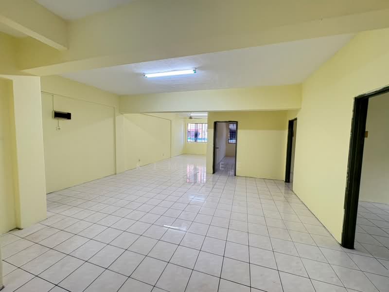 Apartment for Rent at Taman Kasturi - Kim Lee - PropertyGuru.com.my
