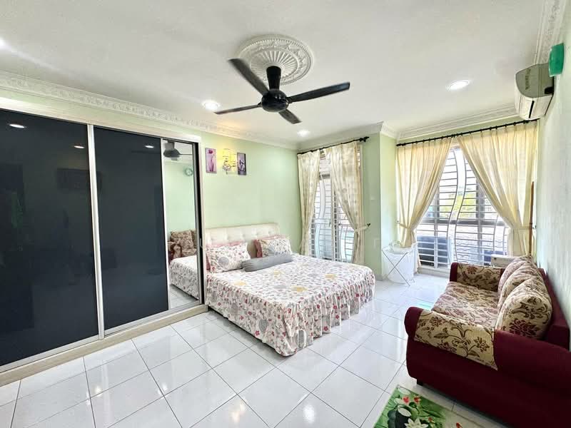 Rumah Teres 2 Tingkat untuk Dijual di Seksyen 33 (Shah Alam) - Zul Hasif - PropertyGuru.com.my