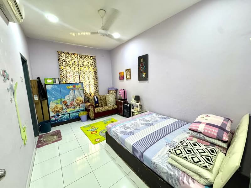 Rumah Teres 2 Tingkat untuk Dijual di Seksyen 33 (Shah Alam) - Zul Hasif - PropertyGuru.com.my