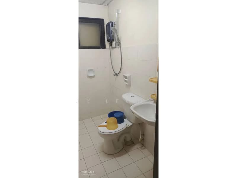 Condominium for Sale at Sri Putramas - JK Leong - Bathroom - PropertyGuru.com.my