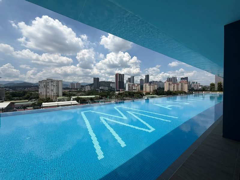 Servis Apartment untuk Disewa di M Astra - Jack Leu - Pool - PropertyGuru.com.my