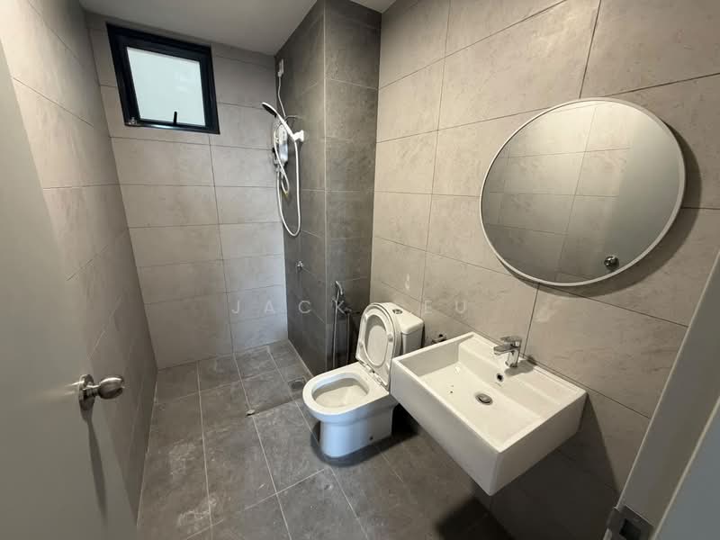 Servis Apartment untuk Disewa di M Astra - Jack Leu - Bathroom - PropertyGuru.com.my