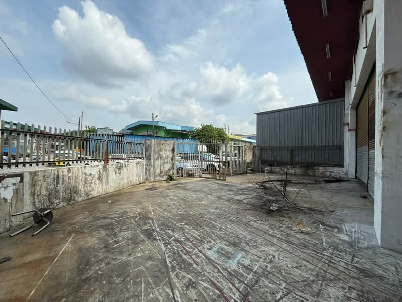 Factory for Rent in Taman Perindustrian Tampoi Jaya (Tampoi) - Sausa Lee - Exterior - PropertyGuru.com.my