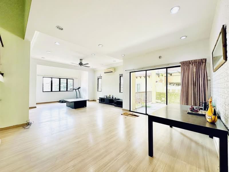 Bungalow for Sale in Sungai Long (Bandar Sungai Long) - Erin Yusof - Living Room - PropertyGuru.com.my