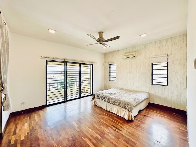 Bungalow for Sale in Sungai Long (Bandar Sungai Long) - Erin Yusof - Bedroom - PropertyGuru.com.my