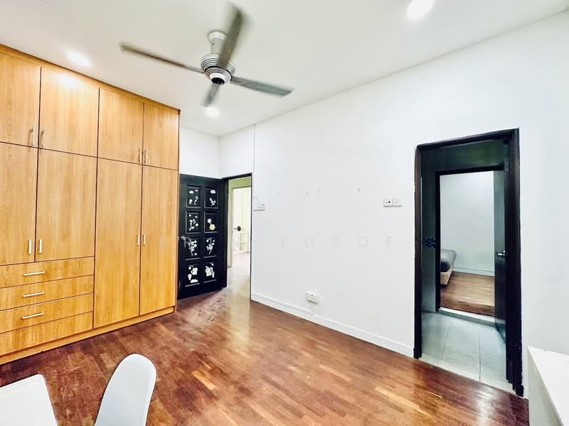 Bungalow for Sale in Sungai Long (Bandar Sungai Long) - Erin Yusof - Bedroom - PropertyGuru.com.my