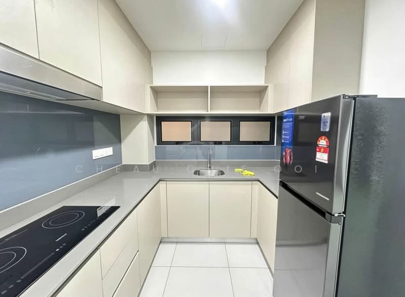 Service Residence for Sale at Sinaran @ Utropolis - Cheau Chie Ooi - Kitchen - PropertyGuru.com.my