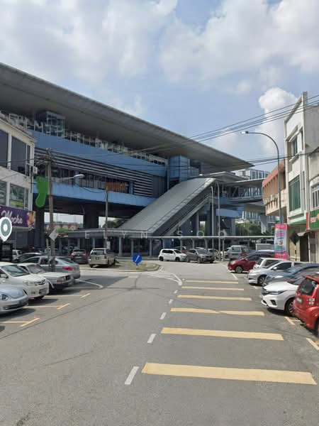 Shop for Rent in Batu 11 (Cheras) - Elyn Soo - Exterior - PropertyGuru.com.my