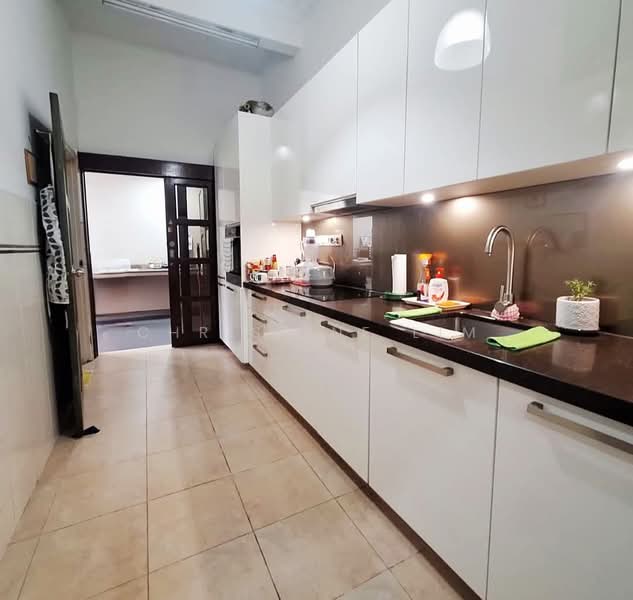 Rumah Berkembar untuk Dijual di Tropicana (Petaling Jaya) - Christine Lim - Dry Kitchen - PropertyGuru.com.my