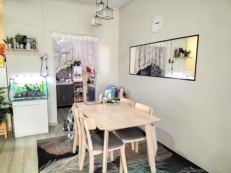 Pangsapuri untuk Disewa di Rimau Perdana - Salawati Busro - Dining Room - PropertyGuru.com.my