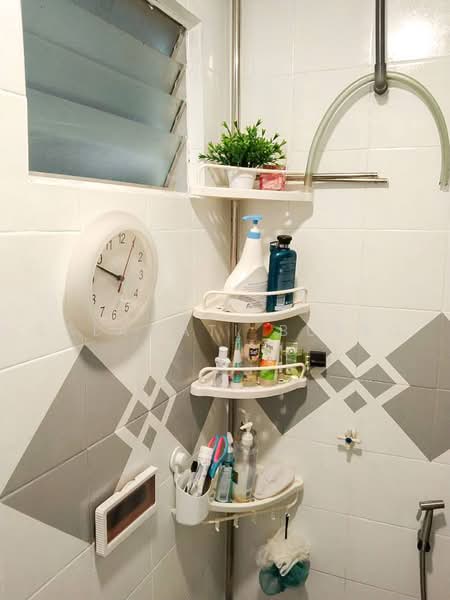 Pangsapuri untuk Disewa di Rimau Perdana - Salawati Busro - Bathroom - PropertyGuru.com.my