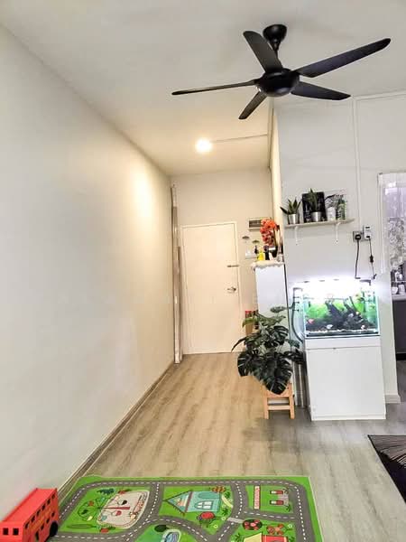 Pangsapuri untuk Disewa di Rimau Perdana - Salawati Busro - Corridor - PropertyGuru.com.my