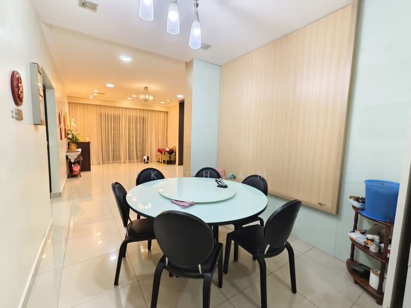 Rumah Berkembar untuk Dijual di Kemuning Utama Permai (Shah Alam) - SK Thiam - Dining Room - PropertyGuru.com.my
