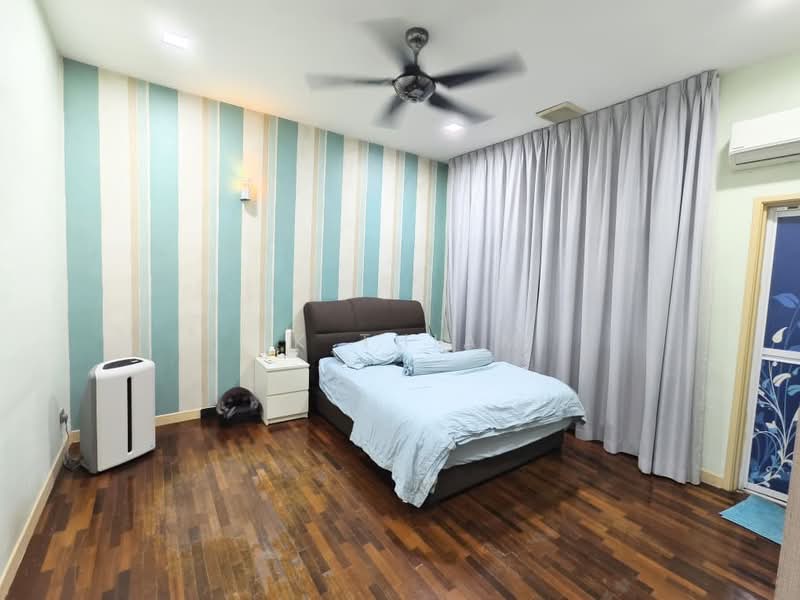 Rumah Berkembar untuk Dijual di Kemuning Utama Permai (Shah Alam) - SK Thiam - Bedroom - PropertyGuru.com.my