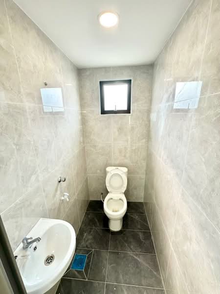 Rumah Teres 1 Tingkat untuk Dijual di Taman Sri Skudai (Skudai) - Melinda Ee - Bathroom - PropertyGuru.com.my
