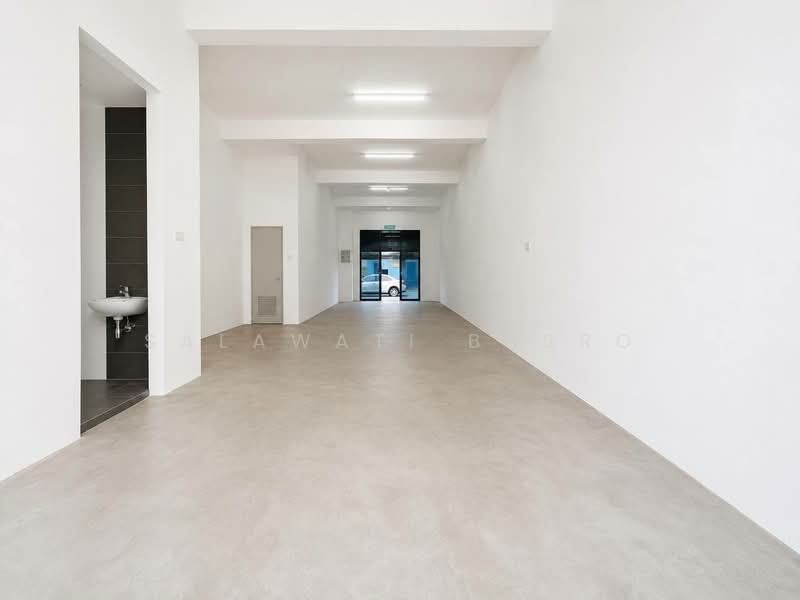 Shop / Office for Rent in Seksyen 35 (Shah Alam) - Salawati Busro - Interior - PropertyGuru.com.my