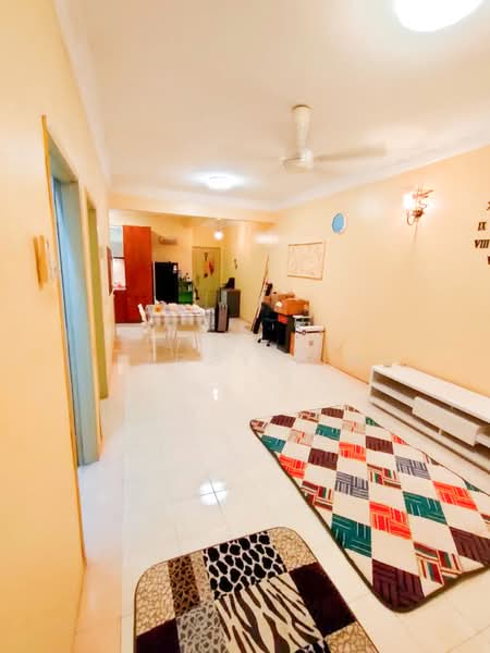 Pangsapuri untuk Dijual di Bayu Villa - Peggy Lim - Living Room - PropertyGuru.com.my
