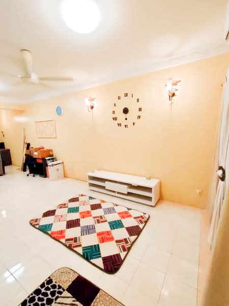 Pangsapuri untuk Dijual di Bayu Villa - Peggy Lim - Living Room - PropertyGuru.com.my