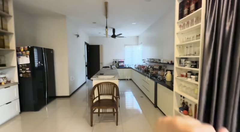 Rumah Banglo untuk Dijual di Shah Alam (Selangor) - Darren Ng - Kitchen - PropertyGuru.com.my