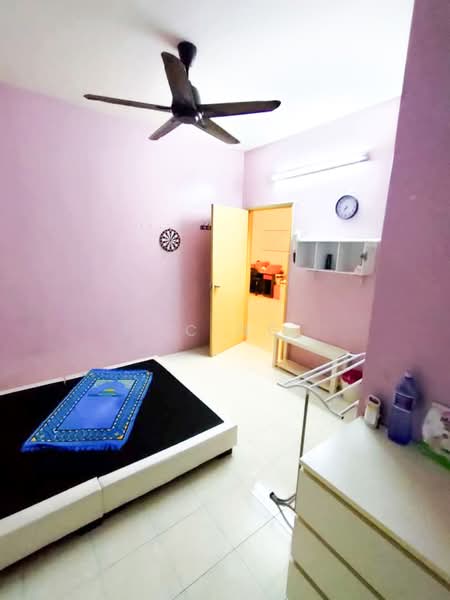 Pangsapuri untuk Dijual di Bayu Villa - KC Ng - Bedroom - PropertyGuru.com.my