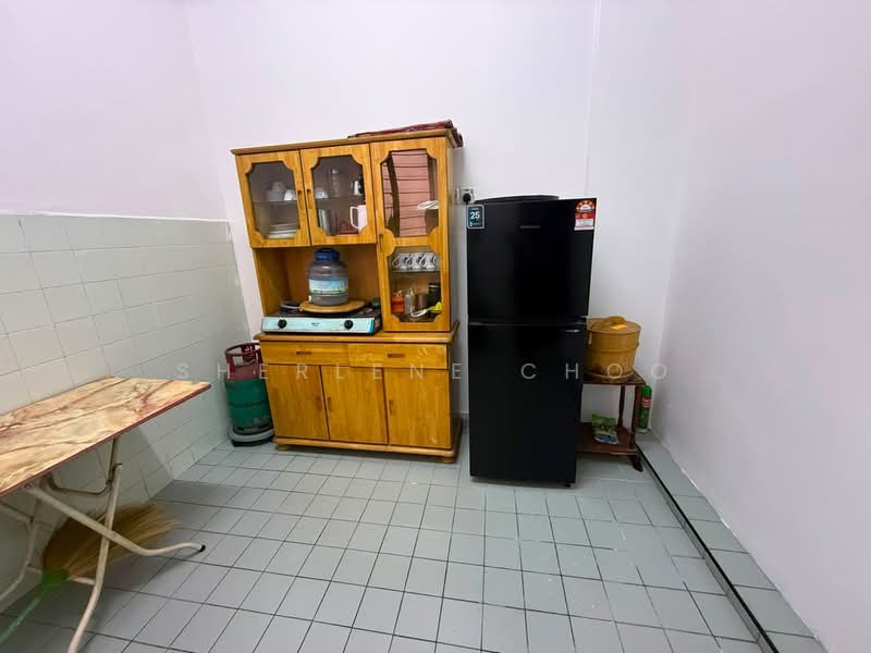 Pangsapuri untuk Disewa di Pangsapuri Bayan Permai - Sherlene Choo - Kitchen - PropertyGuru.com.my