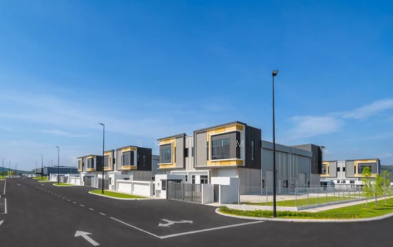 Factory for Rent in Puncak Alam (Selangor) - Sky Lim - Exterior - PropertyGuru.com.my