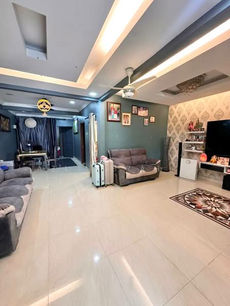 1.5-storey Terraced House for Sale in Taman Puchong Indah (Puchong) - Azli Ibrahim - Living Room - PropertyGuru.com.my
