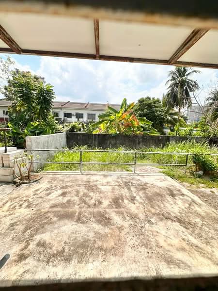 1.5-storey Terraced House for Sale in Taman Puchong Indah (Puchong) - Azli Ibrahim - Exterior - PropertyGuru.com.my