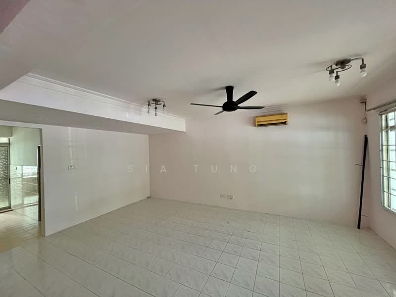 2-storey Terraced House for Rent in Bandar Mahkota Cheras (Cheras) - Sia Tung - Living Room - PropertyGuru.com.my