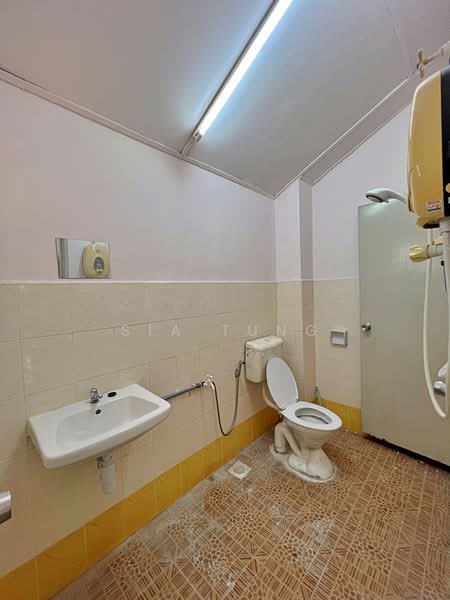 2-storey Terraced House for Rent in Bandar Mahkota Cheras (Cheras) - Sia Tung - Bathroom - PropertyGuru.com.my