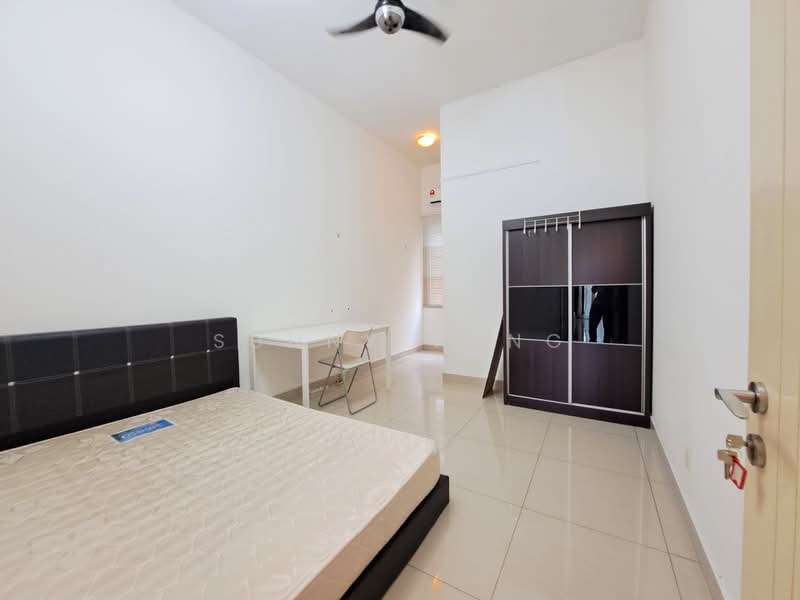 3-storey Terraced House for Rent in Bandar Kinrara (Selangor) - SUNNY YONG - Bedroom - PropertyGuru.com.my