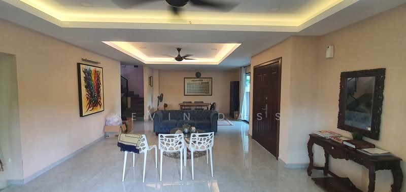 Rumah Teres 3-Tingkat untuk Dijual di Taman Wawasan (Puchong) - Kevin Dass - Living Room - PropertyGuru.com.my