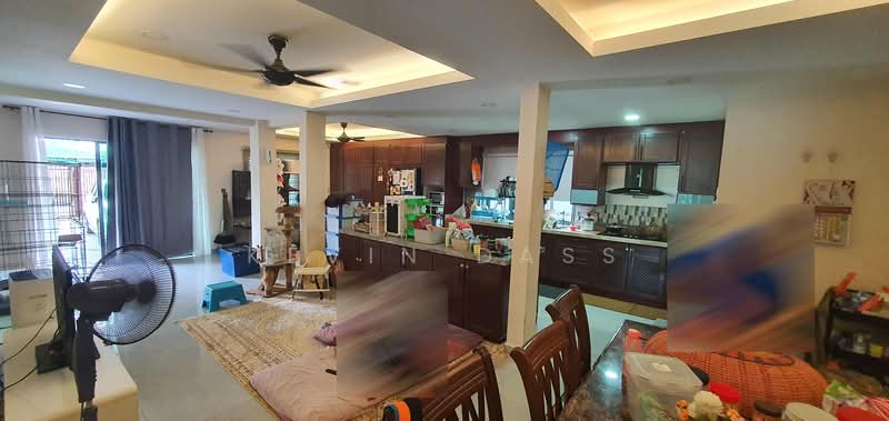 Rumah Teres 3-Tingkat untuk Dijual di Taman Wawasan (Puchong) - Kevin Dass - Living Room - PropertyGuru.com.my