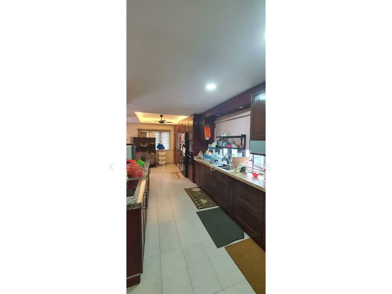 Rumah Teres 3-Tingkat untuk Dijual di Taman Wawasan (Puchong) - Kevin Dass - Kitchen - PropertyGuru.com.my