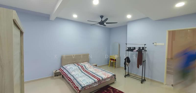 Rumah Teres 3-Tingkat untuk Dijual di Taman Wawasan (Puchong) - Kevin Dass - Bedroom - PropertyGuru.com.my