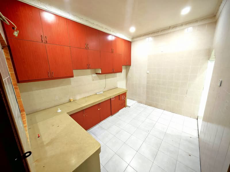 Rumah Teres 2 Tingkat untuk Dijual di Batu Caves (Selangor) - Azli Ibrahim - Kitchen - PropertyGuru.com.my