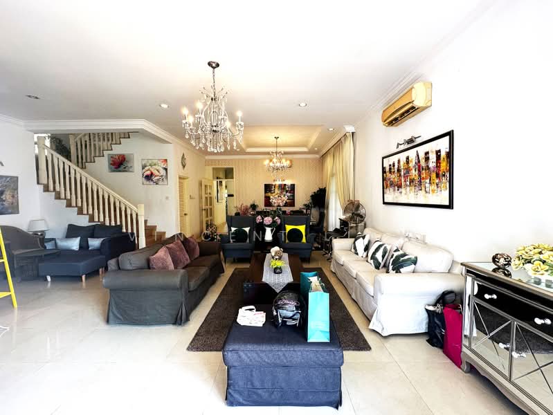 Rumah Banglo untuk Dijual di Seksyen 11 (Kota Damansara) - Vincent Liaw - Living Room - PropertyGuru.com.my