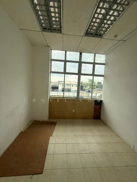 Detached Factory for Rent in Taman Perindustrian Senai (Senai) - Daniel Yong - Interior - PropertyGuru.com.my
