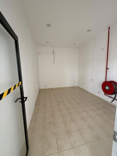 Detached Factory for Rent in Taman Perindustrian Senai (Senai) - Daniel Yong - Interior - PropertyGuru.com.my