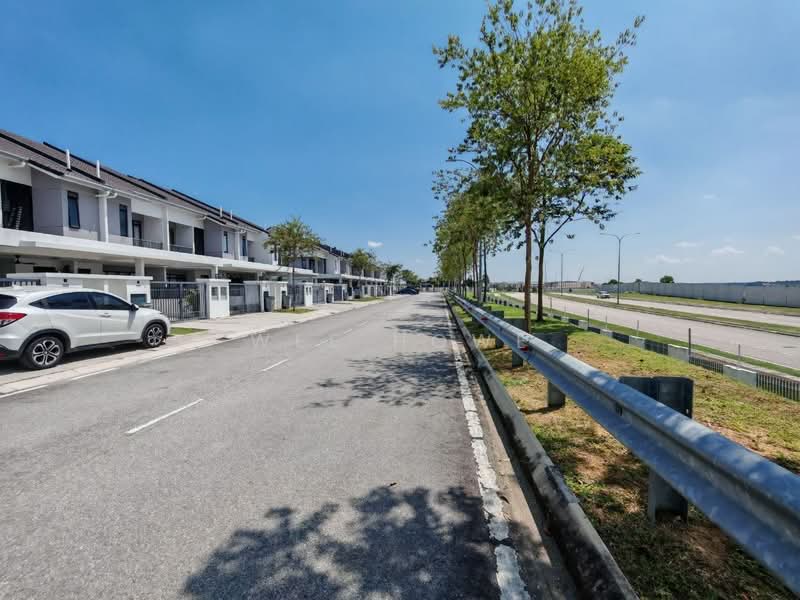 Rumah Teres 2 Tingkat untuk Dijual di Kampung Baharu (Gelang Patah) - Wee Howe - Exterior - PropertyGuru.com.my
