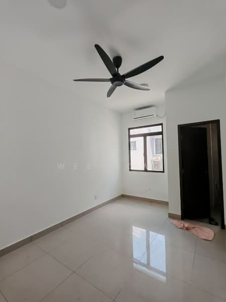 Rumah Teres 2 Tingkat untuk Dijual di Kampung Baharu (Gelang Patah) - Wee Howe - Interior - PropertyGuru.com.my