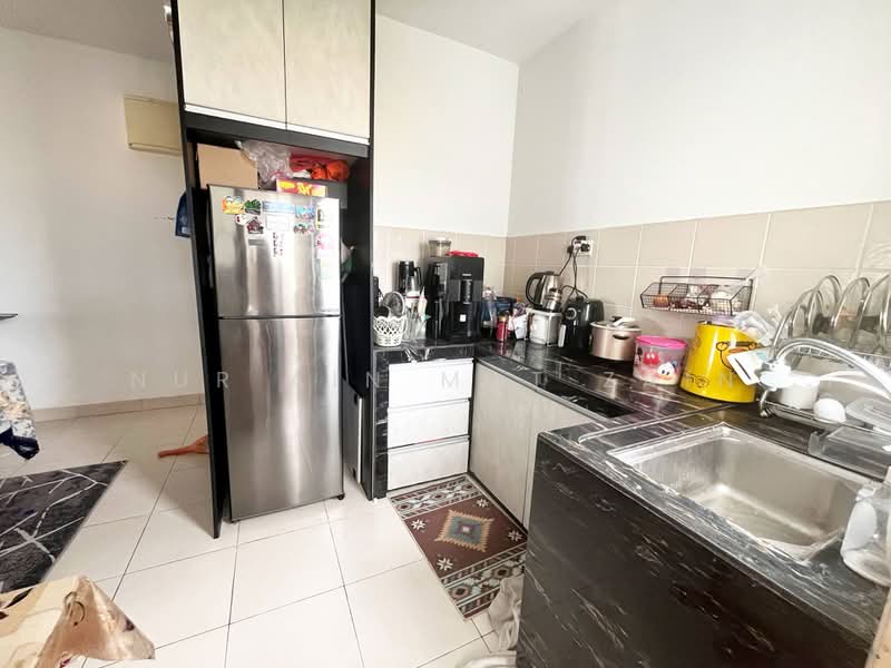 Apartment for Sale at De Bayu Apartment - Nur Ain Mat Zain - Kitchen - PropertyGuru.com.my
