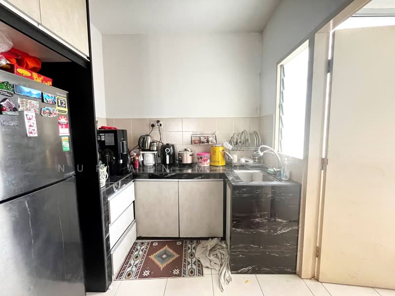 Apartment for Sale at De Bayu Apartment - Nur Ain Mat Zain - Kitchen - PropertyGuru.com.my