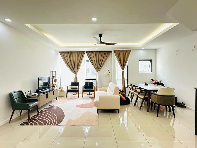Townhouse for Sale in Taman Akasia (Semenyih) - Azli Ibrahim - Living Room - PropertyGuru.com.my