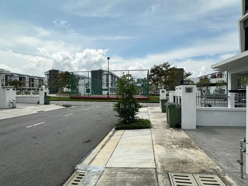 Townhouse for Sale in Taman Akasia (Semenyih) - Azli Ibrahim - Exterior - PropertyGuru.com.my