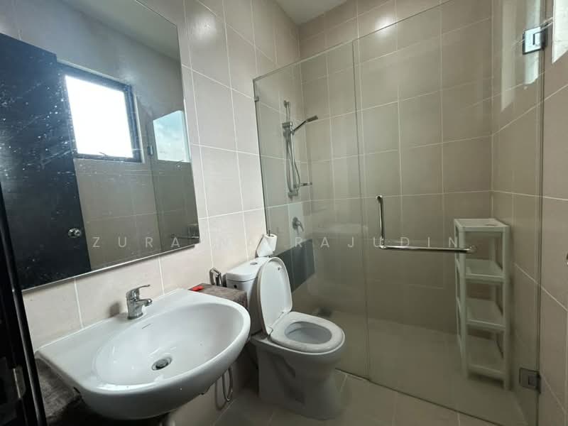 Bungalow for Sale in Country Heights (Kajang) - Zuraina Rajudin - Bathroom - PropertyGuru.com.my