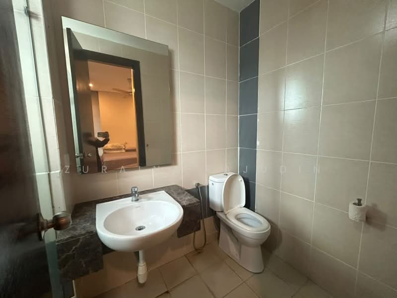 Bungalow for Sale in Country Heights (Kajang) - Zuraina Rajudin - Bathroom - PropertyGuru.com.my